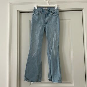 Abercrombie and Fitch Vintage Flare High Rise size 26